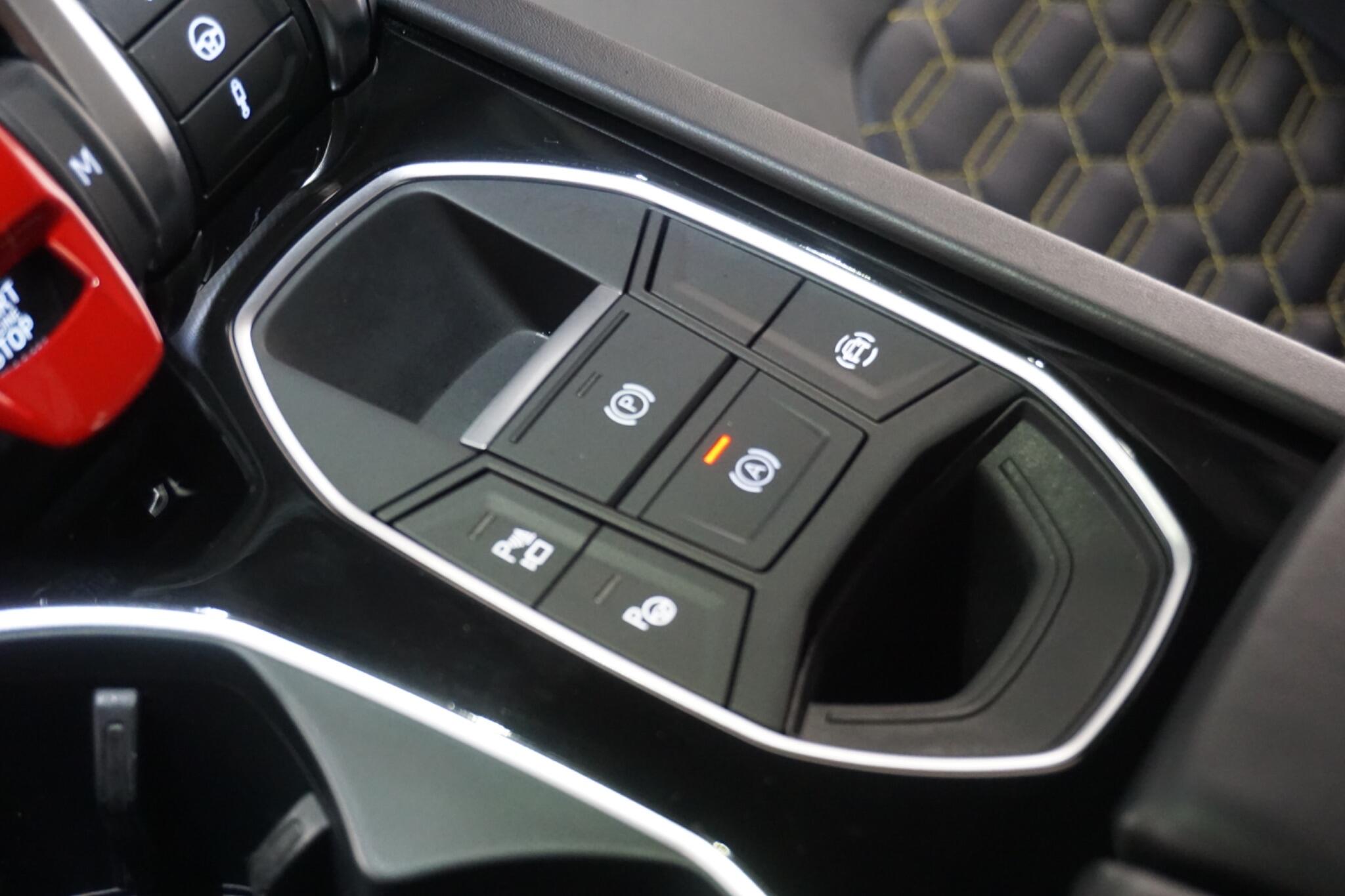 Lamborghini Urus 4.0 V8 BiTurbo SUV 5dr Petrol Auto 4WD Euro 6 (650 ps)